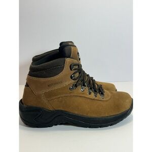 Earth Shoes Suede Waterproof Hiking Boots W-8.5- M-6.5 Pre-Owned